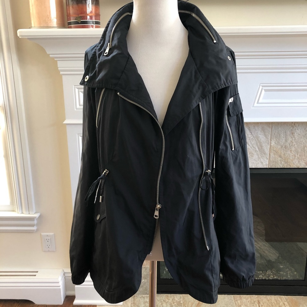 French Connection sz small rain jacket navy blue